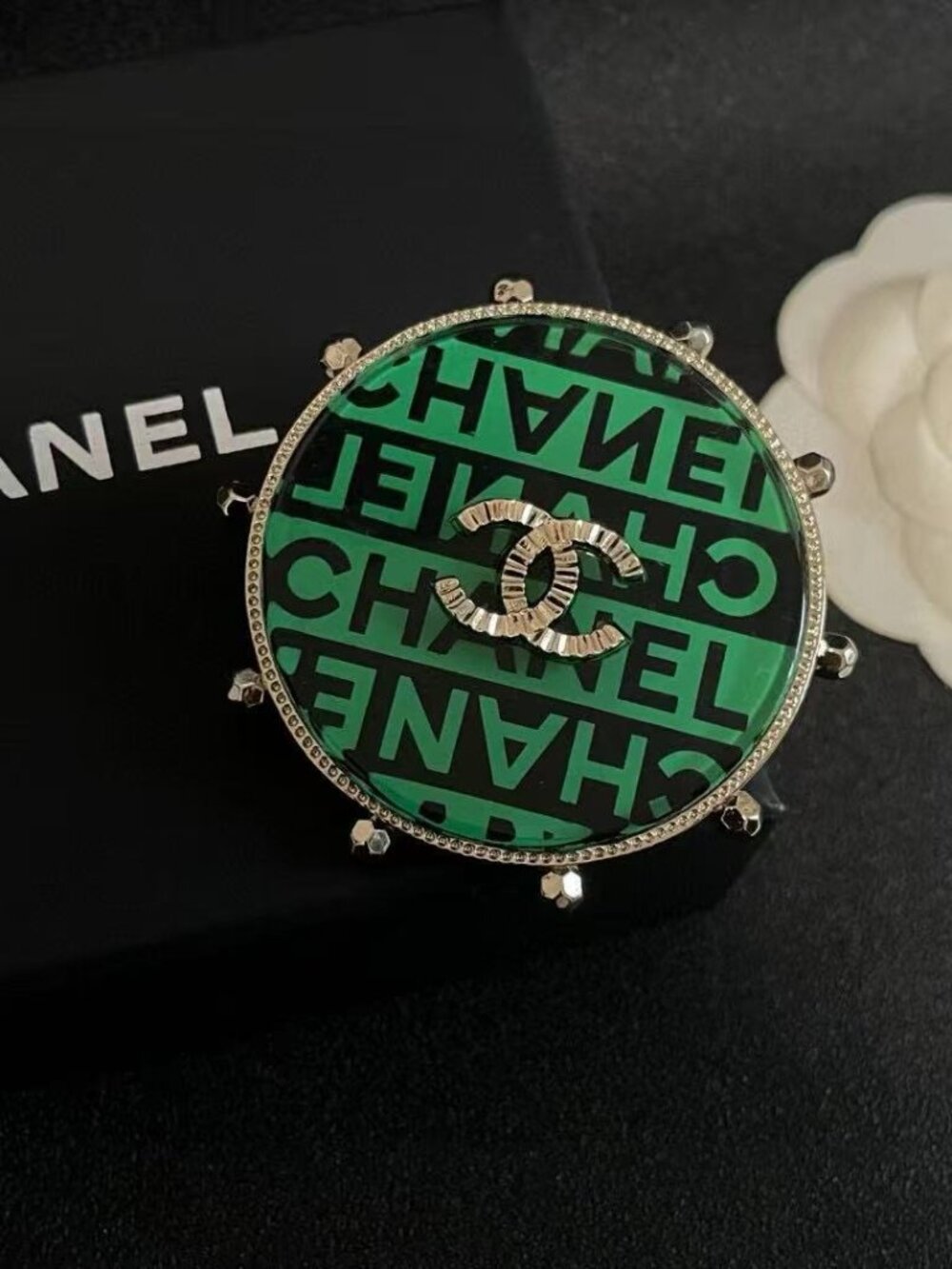 🌾Chanel brooch